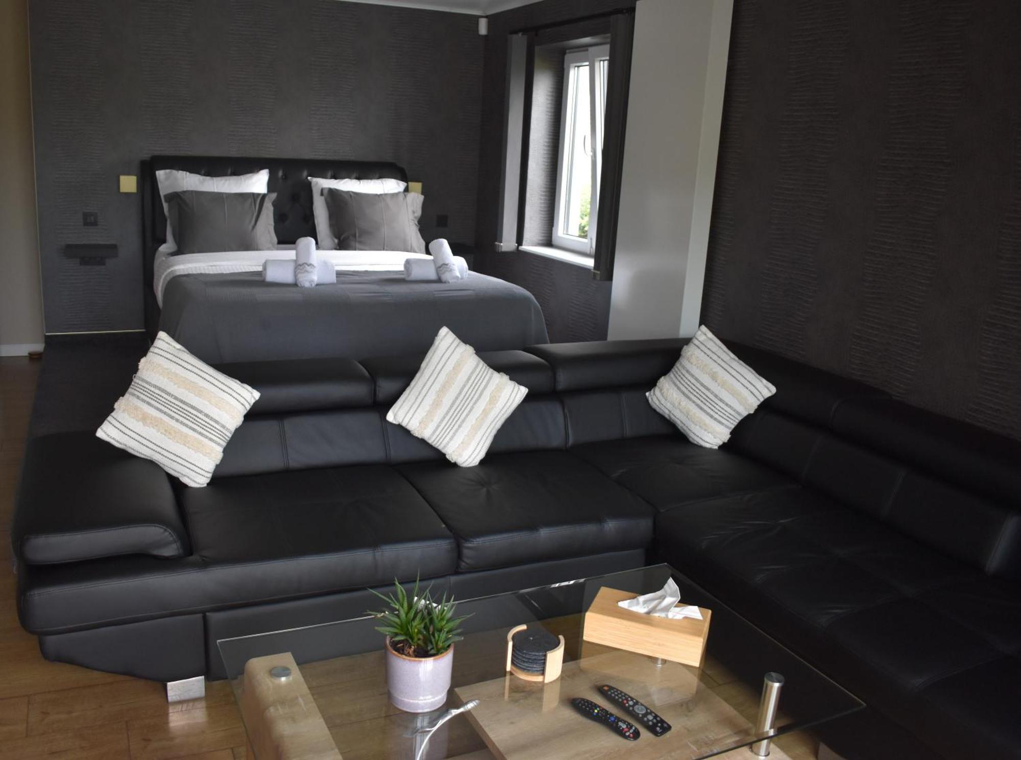 Luxury House Bed & Breakfast Remersdaal Exterior photo